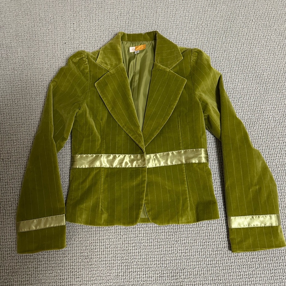 Tulle Olive Velvet Blazer